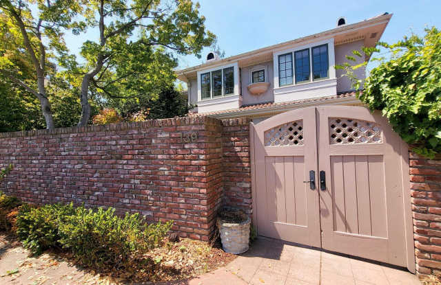139 Woodland Way photos photos
