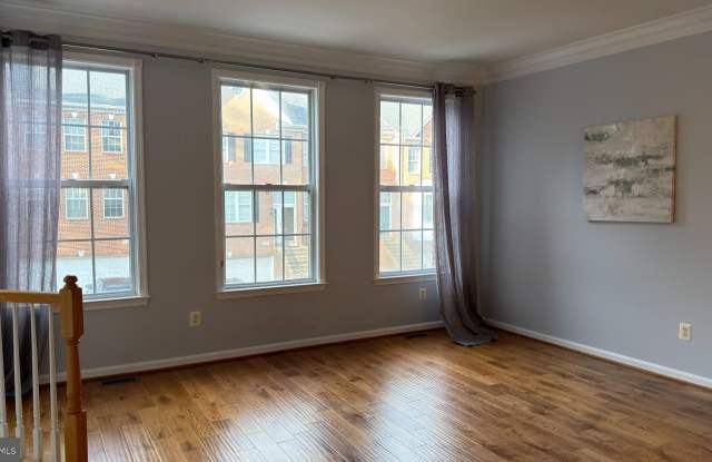 43017 DEARMONT Terrace Gallery 3