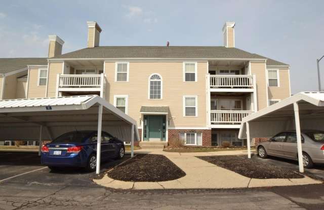 111 Fieldcrest unit: 104 photos photos