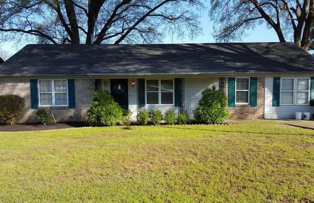 Spacious 3-Bedroom Home with Room to Live, Relax & Entertain! photos photos