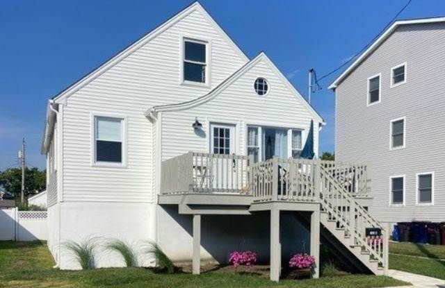 105 N Buffalo Ave photos photos