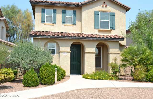 5785 E Bellow Lane Gallery 2