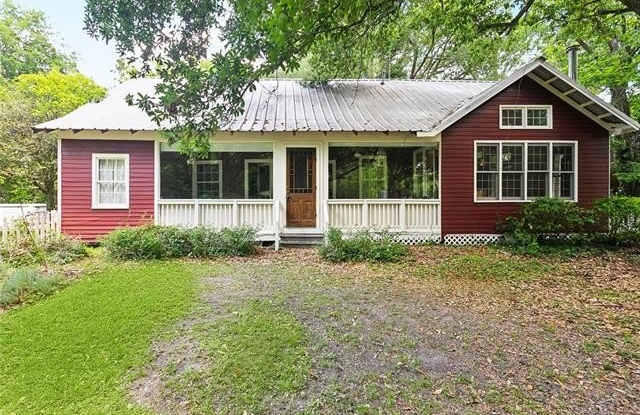 1800 HARRY LEMONS Road photos photos