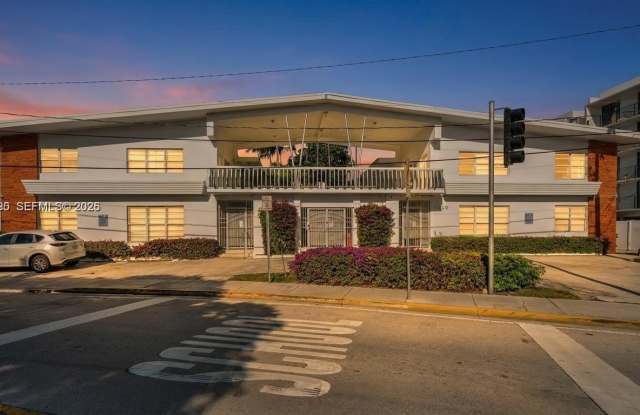 8080 Tatum Waterway Dr photos photos