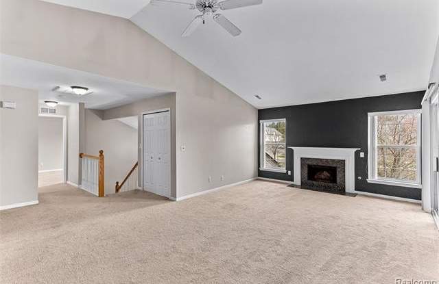 3553 Oakmonte Boulevard Gallery 2