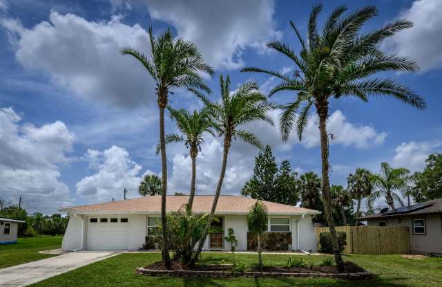 ANNUAL RENTAL- CENTRAL LOCATION photos photos