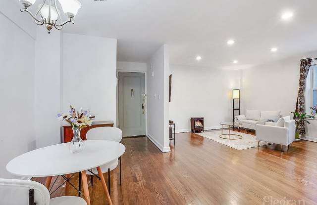 7261 113th St Apt 3R photos photos