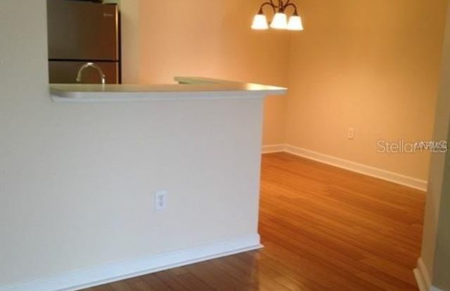 18147 STERLING GATE Circle Gallery 2