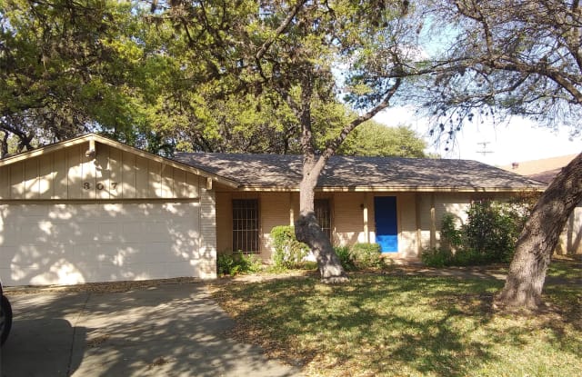 307 West Silver Sands Drive - 307 W Silver Sands Dr, San Antonio, TX 78216