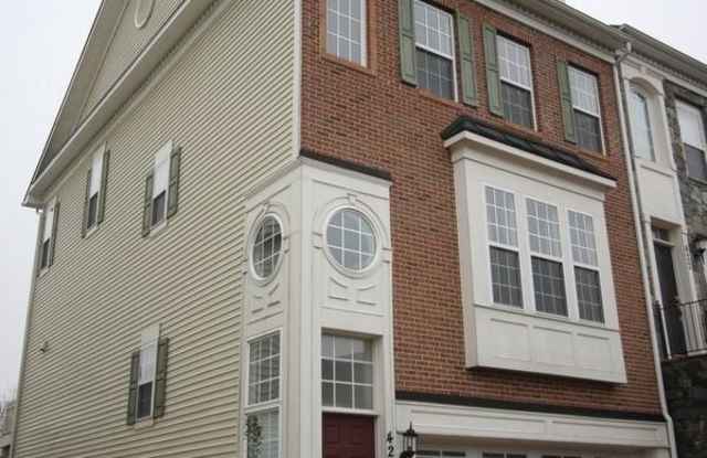 420 ESMOND PLACE Gallery 2