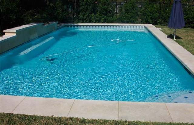 2718 E 22nd photos photos