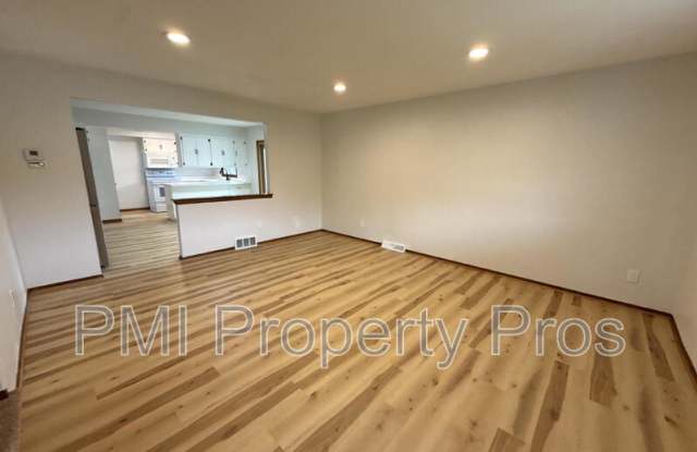 8150 S 88th St photos photos