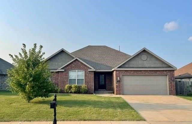 1151 Coventry Lane - 1151 Coventry Lane, Centerton, AR 72719
