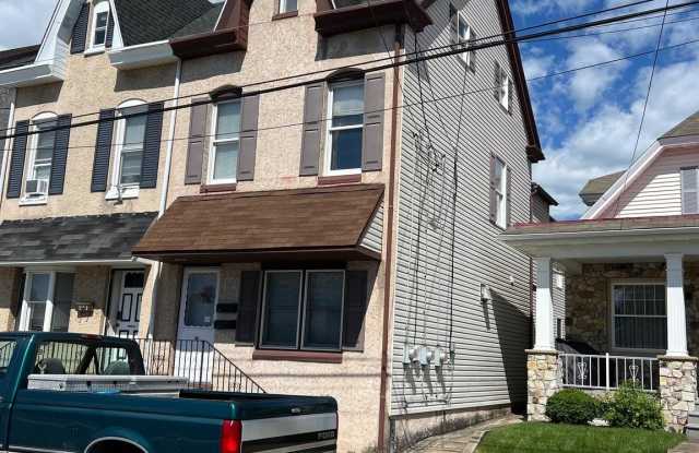 51 S CHESTNUT Street photos photos