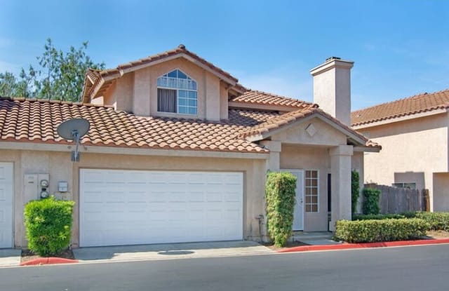 887 Friendly Circle - 887 Friendly Circle, El Cajon, CA 92021