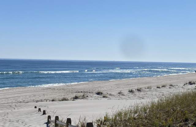 4 Camden Avenue unit: Up photos photos