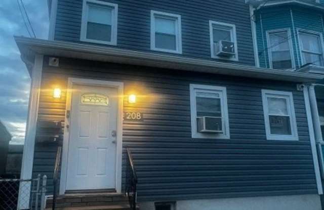 208 Inslee Pl - 208 Inslee Place, Elizabeth, NJ 07206 208 Inslee Pl - 208 Inslee Place, Elizabeth, NJ 07206