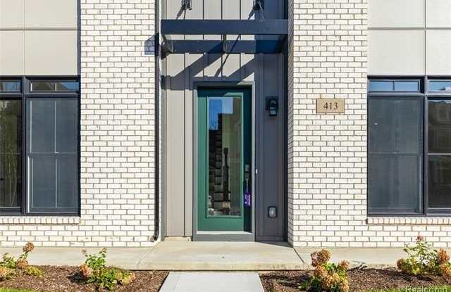 413 S Center Street Gallery 3
