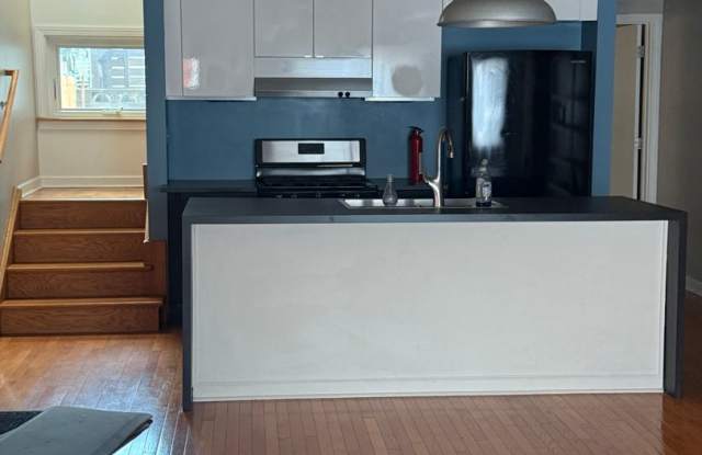 2-story Townhouse in Pittsburgh Gallery 3