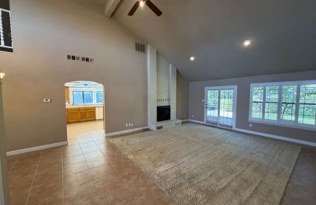 1433 Keagle Way Gallery 4