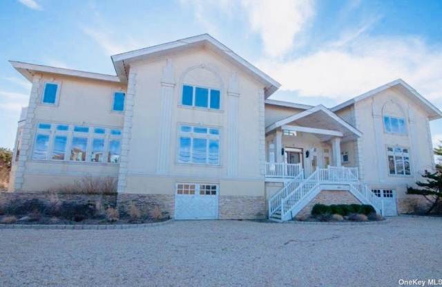 605 Dune Road - 605 Dune Road, Westhampton, NY 11978