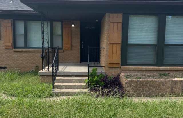 Charming Tulsa Home – 564 S 87th E Ave Gallery 4
