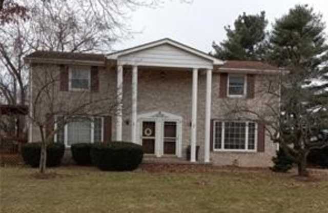 525 S Marion Avenue photos photos