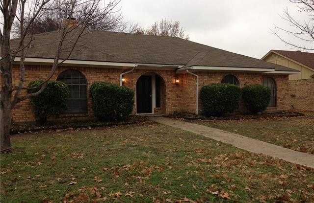 2008 Oakbluff Drive - 2008 Oakbluff Dr, Carrollton, TX 75007