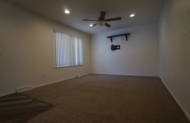 4418 South Eagle Circle Gallery 2
