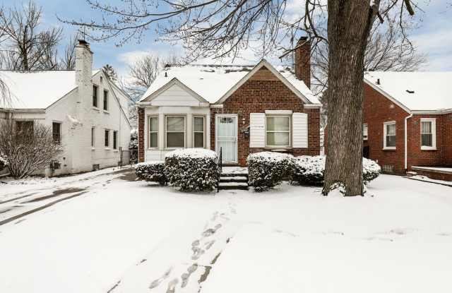 20886 Lochmoor St Gallery 4