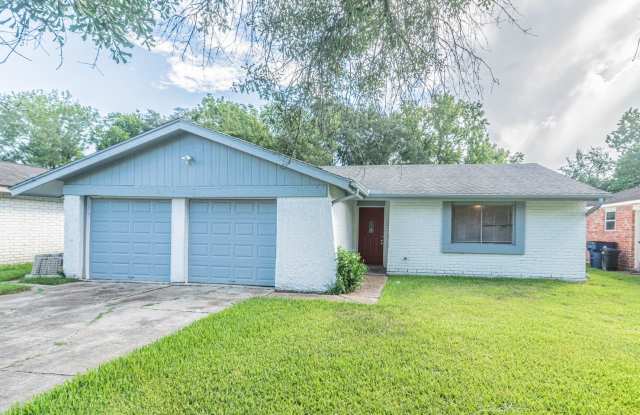 16619 Barcelona Dr. - 16619 Barcelona Drive, Friendswood, TX 77546