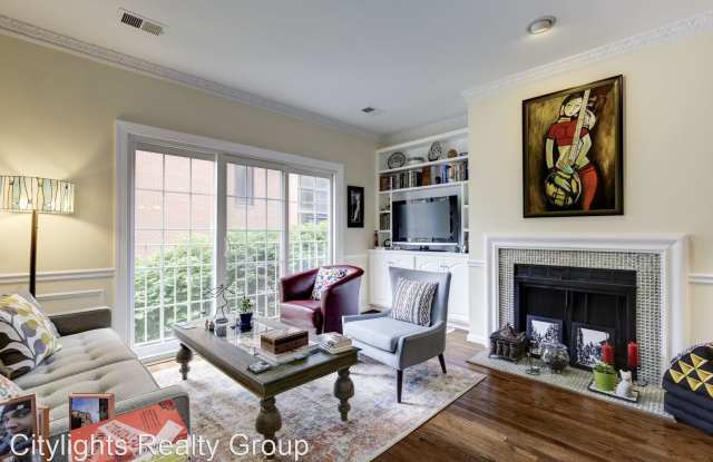 1656 Euclid St. NW #B Gallery 3