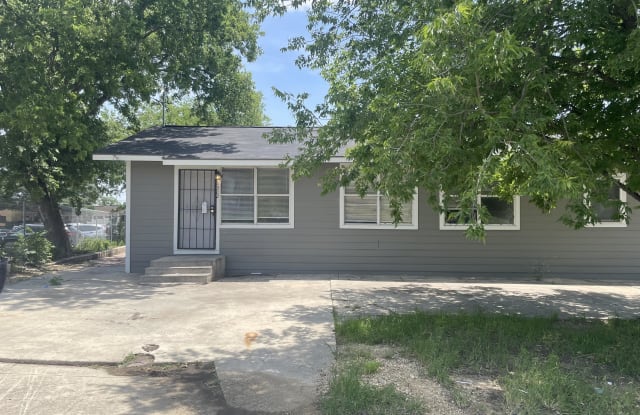 1302 Norfleet Street photos photos