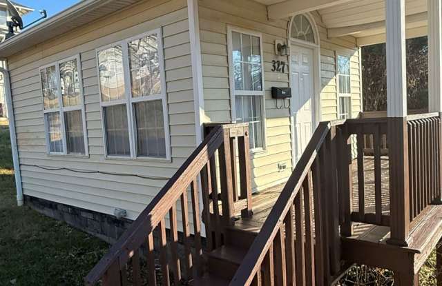 ***Bungalow Tiny Home - 1/2 Off First Month's Rent*** Gallery 3