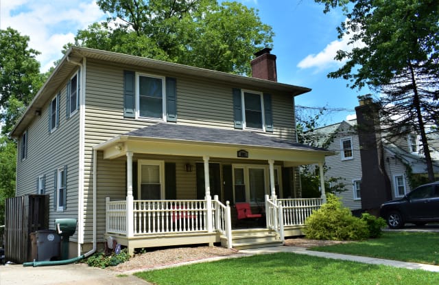 902 Maple Avenue - 902 Maple Avenue, Rockville, MD 20851
