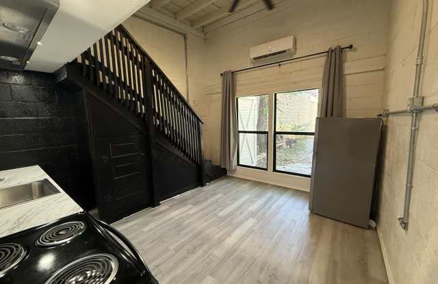 3916 South Presa Street - B3916 S Presa street photos photos