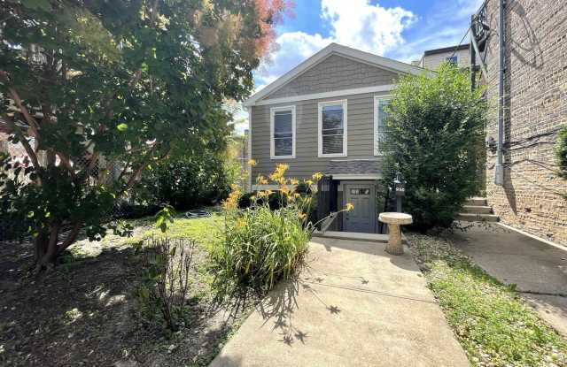 950 N Noble Street photos photos