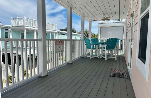 397 NE Cabana Way Gallery 3