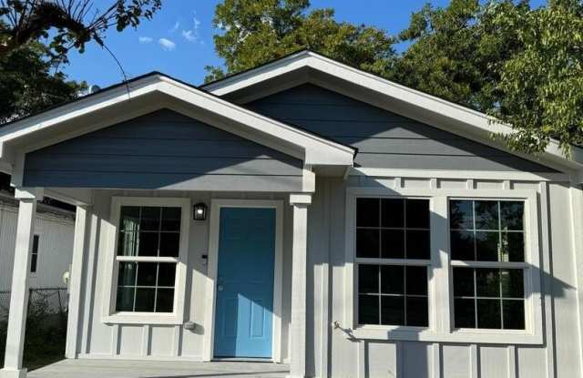 1005 Division photos photos