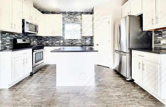 1920 Dinsdale Ln Gallery 2