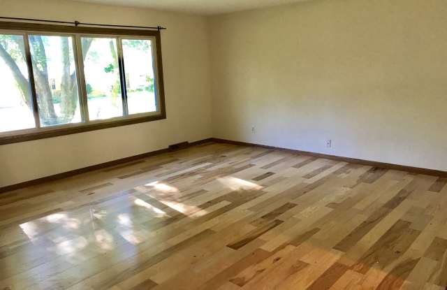 7565 Orchid Lane Gallery 2