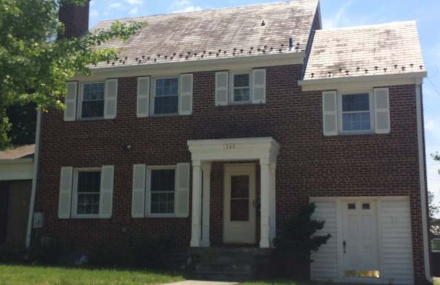 1208 Tewkesbury Pl NW - 1208 Tewkesbury Place Northwest, Washington, DC 20012