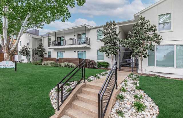 Munger Court Apartments Gallery 2