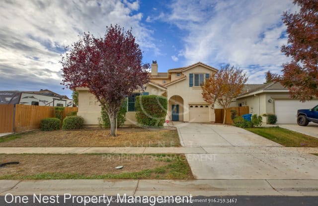 1040 Tiburon Way - 1040 Tiburon Way, Plumas Lake, CA 95961