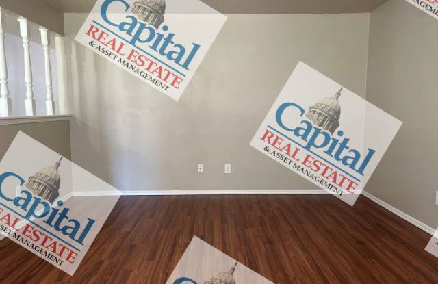 Beautiful Home With all Bills Paid  MOVE IN SPECIAL!!! Gallery 4
