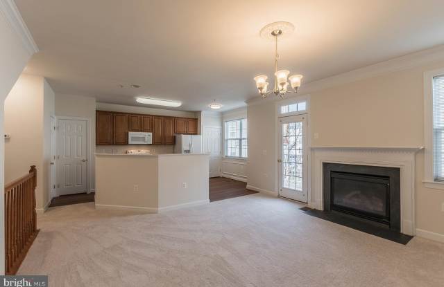 2480 CURIE COURT Gallery 3