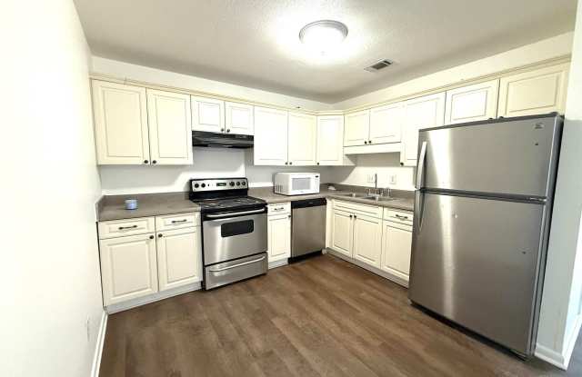 3202 Redwood Ln unit: D photos photos