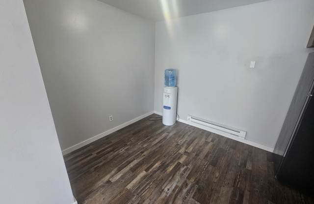 1731 La Cres St Gallery 4