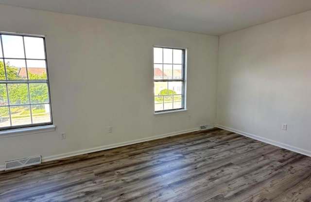 318 STONEBROOK Place Gallery 4