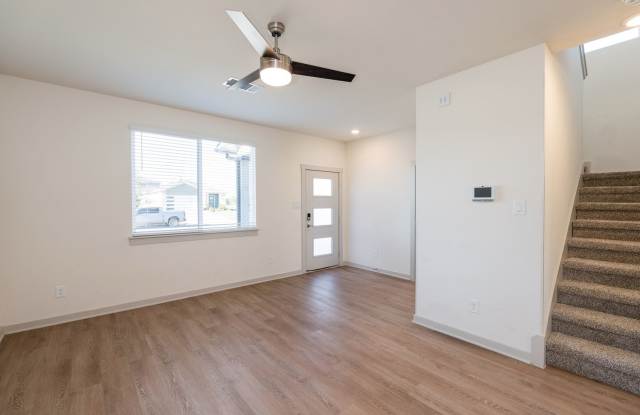 1307 Plymouth Road San Marcos, TX 78666 Gallery 3